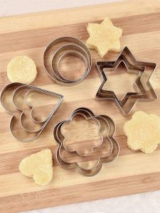 12 Pc stainless steel cookie cutter set